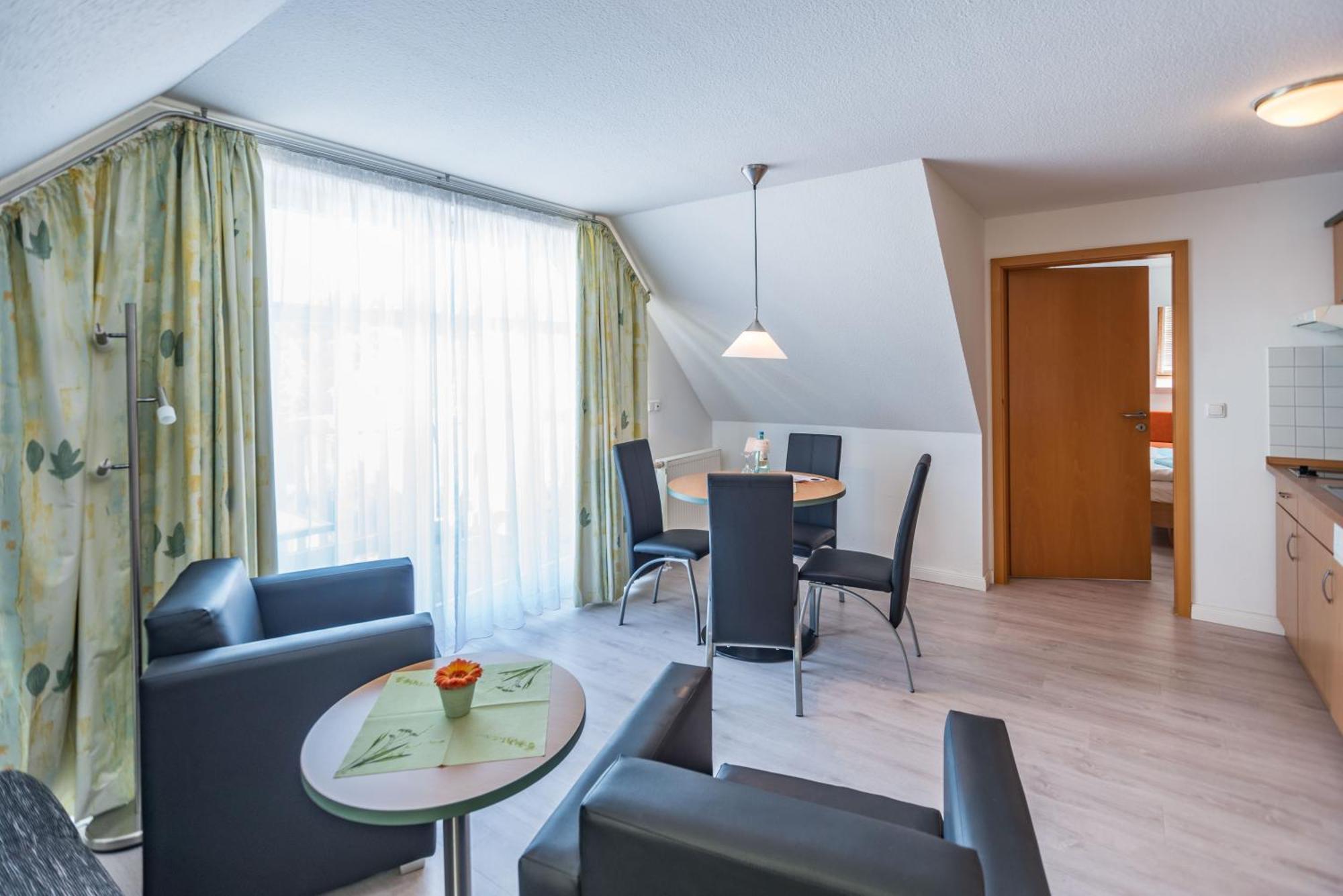Am Weststrand Apartmenthaus Waldeck Ostseebad Kühlungsborn Buitenkant foto