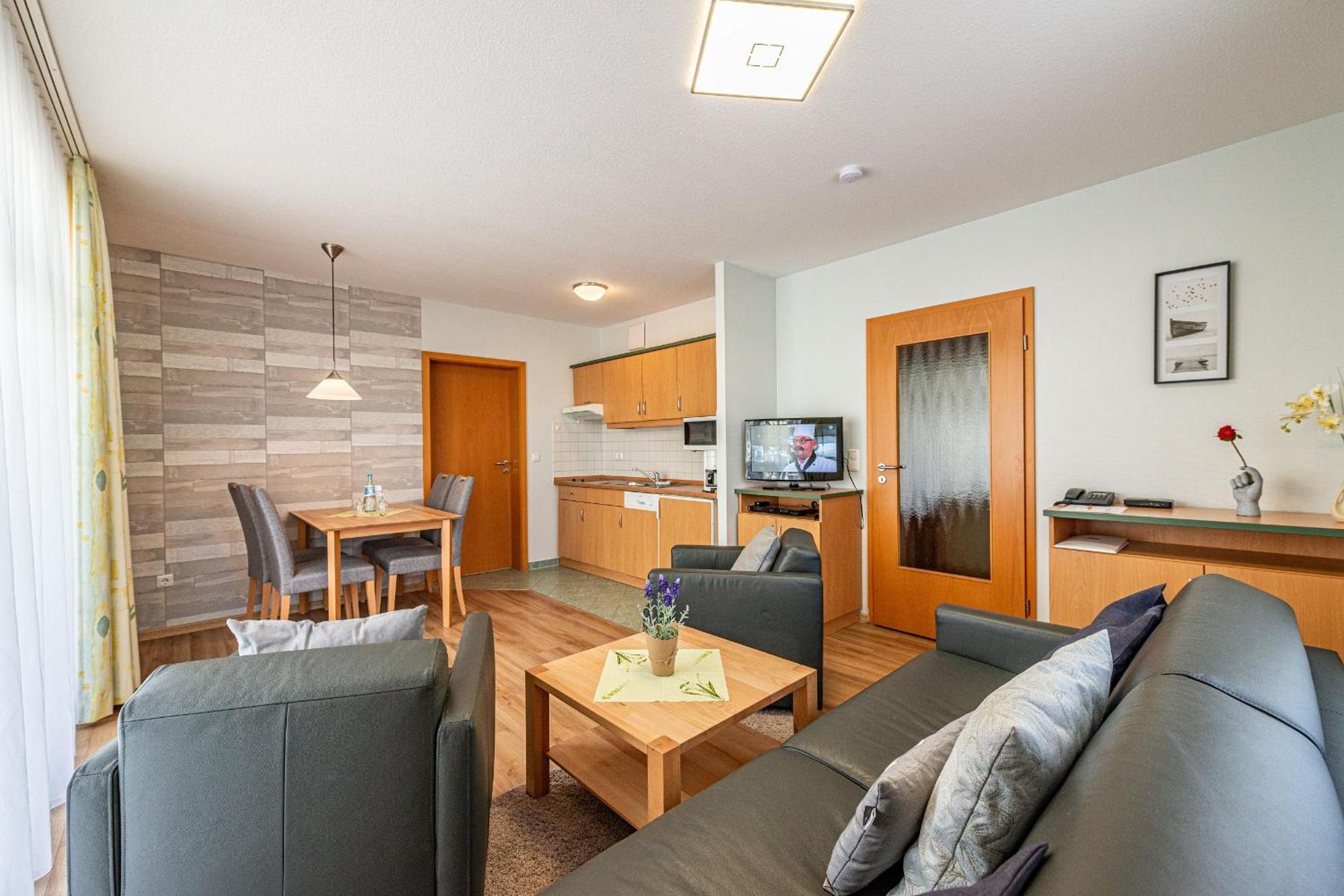 Am Weststrand Apartmenthaus Waldeck Ostseebad Kühlungsborn Buitenkant foto
