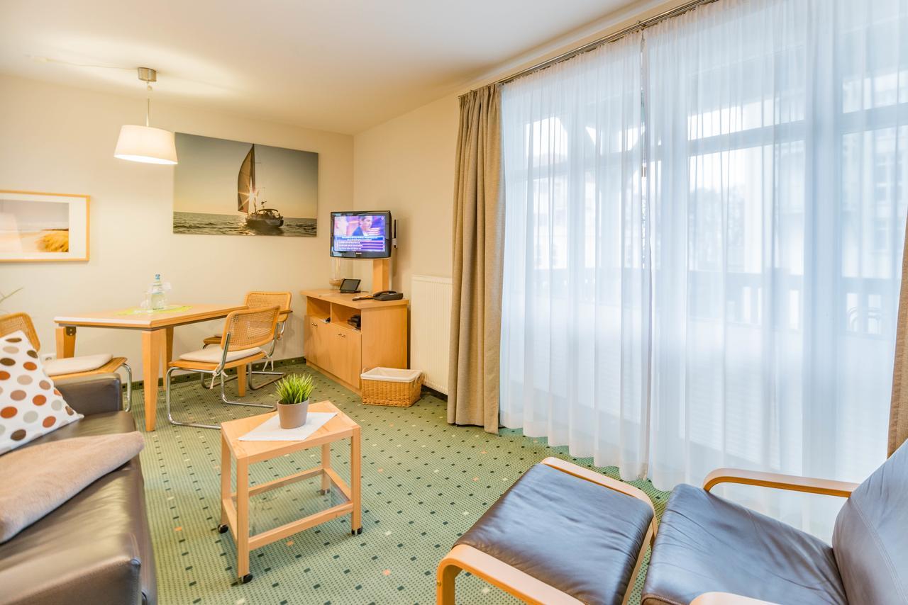 Am Weststrand Apartmenthaus Waldeck Ostseebad Kühlungsborn Buitenkant foto