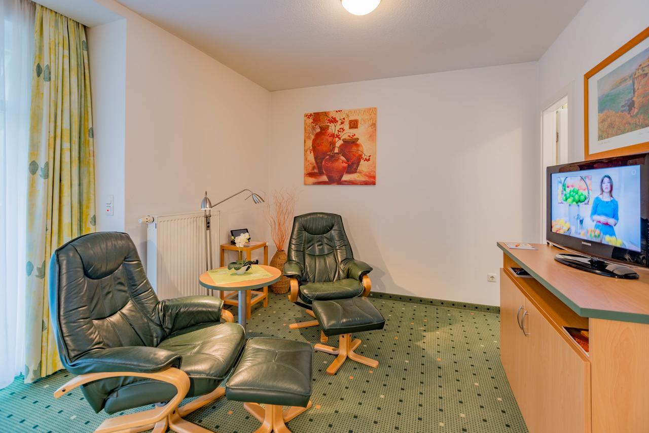 Am Weststrand Apartmenthaus Waldeck Ostseebad Kühlungsborn Buitenkant foto