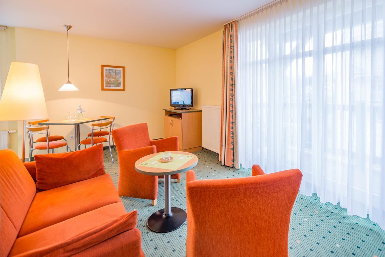 Am Weststrand Apartmenthaus Waldeck Ostseebad Kühlungsborn Buitenkant foto