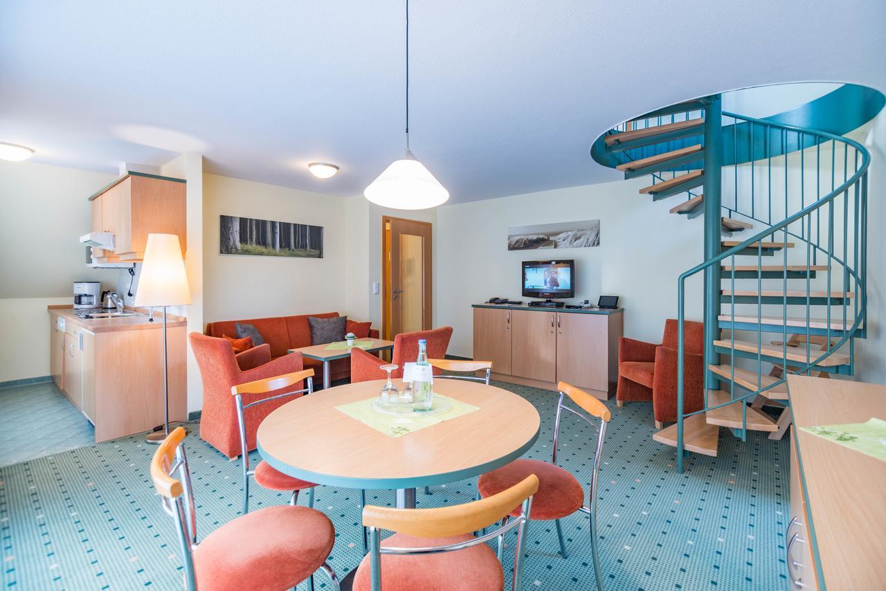 Am Weststrand Apartmenthaus Waldeck Ostseebad Kühlungsborn Buitenkant foto