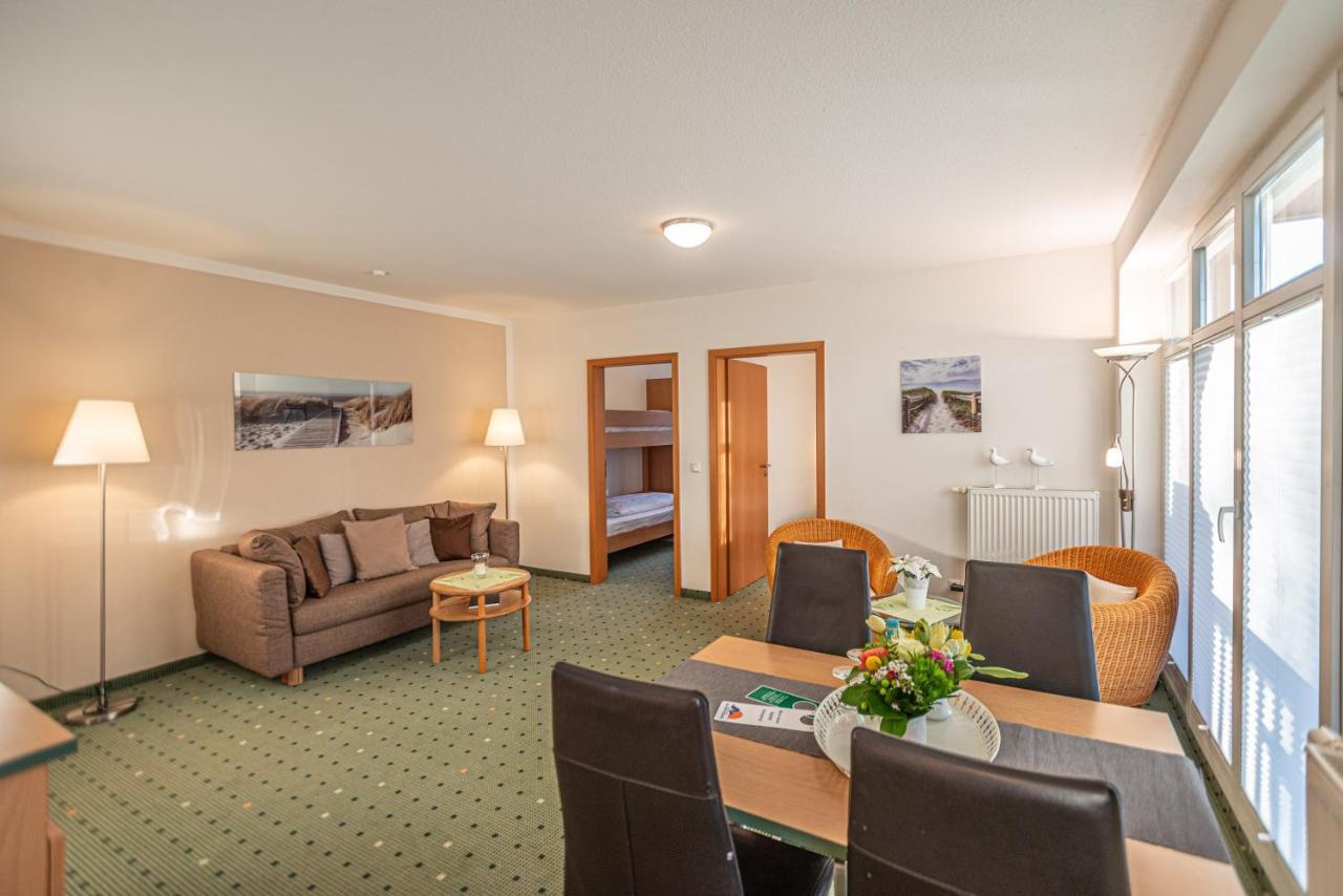 Am Weststrand Apartmenthaus Waldeck Ostseebad Kühlungsborn Buitenkant foto